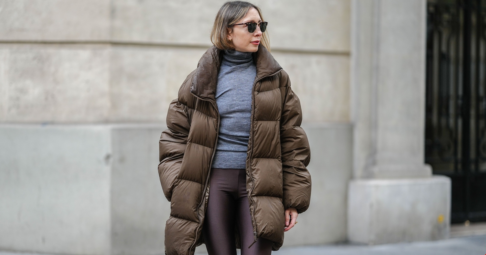 Ετοιμάζεις ταξίδι; Το μπουφάν από την Oysho που δεν πρέπει να λείπει από τη βαλίτσα σου