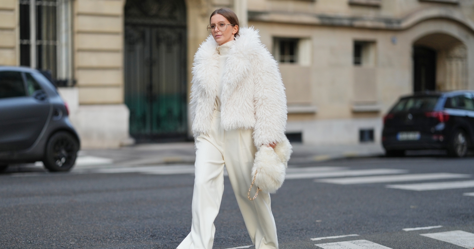 Στο Παρίσι χιόνισε και με αυτά τα styling tips αντιμετωπίζουν το κρύο οι Γαλλίδες fashionistas - εικόνα 1