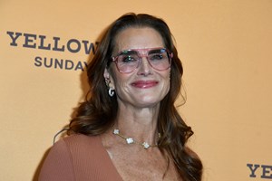 Brooke Shields | Όταν ο Bradley Cooper της έσωσε τη ζωή - εικόνα 1