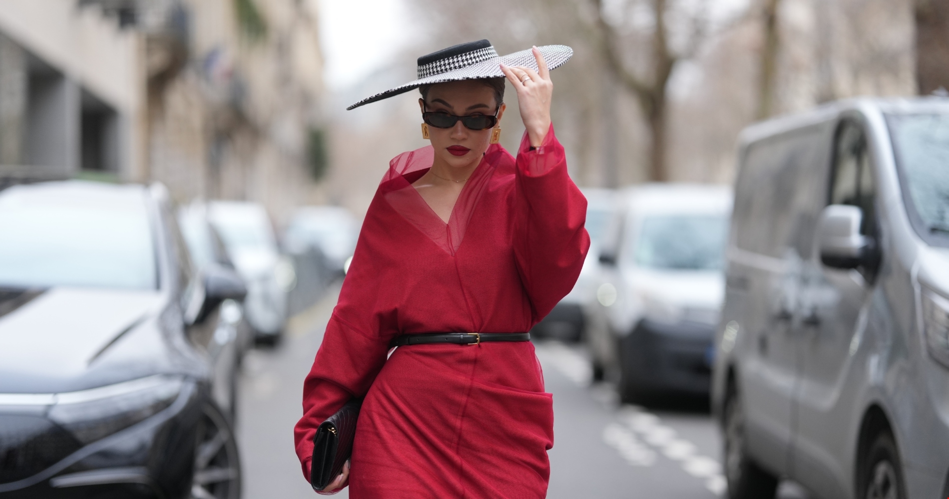 8 ολοκαίνουρια γυναικεία αρώματα για την άνοιξη