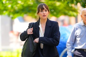 Γονείς στα κρυφά ο Chris Evans και η Alba Baptista - εικόνα 2