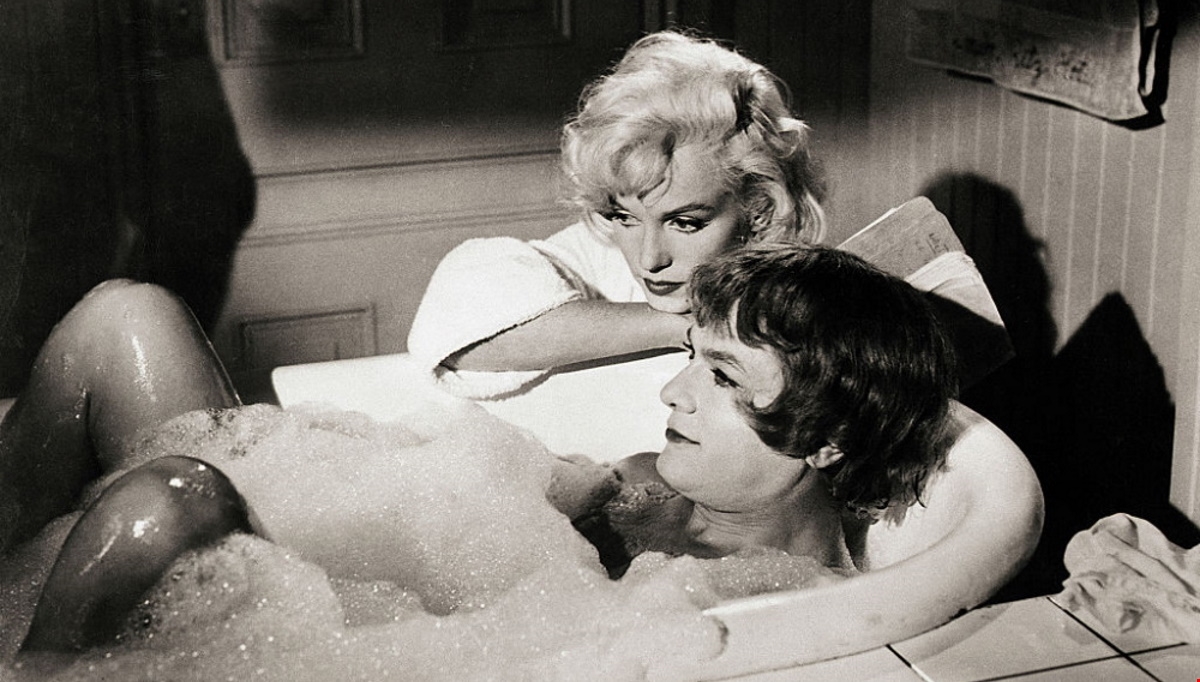 Mrs Robinson | Η απίθανη ιστορία του τραγουδιού που έγινε ο ανεπίσημος ύμνος μιας εξωσυζυγικής σχέσης - εικόνα 2