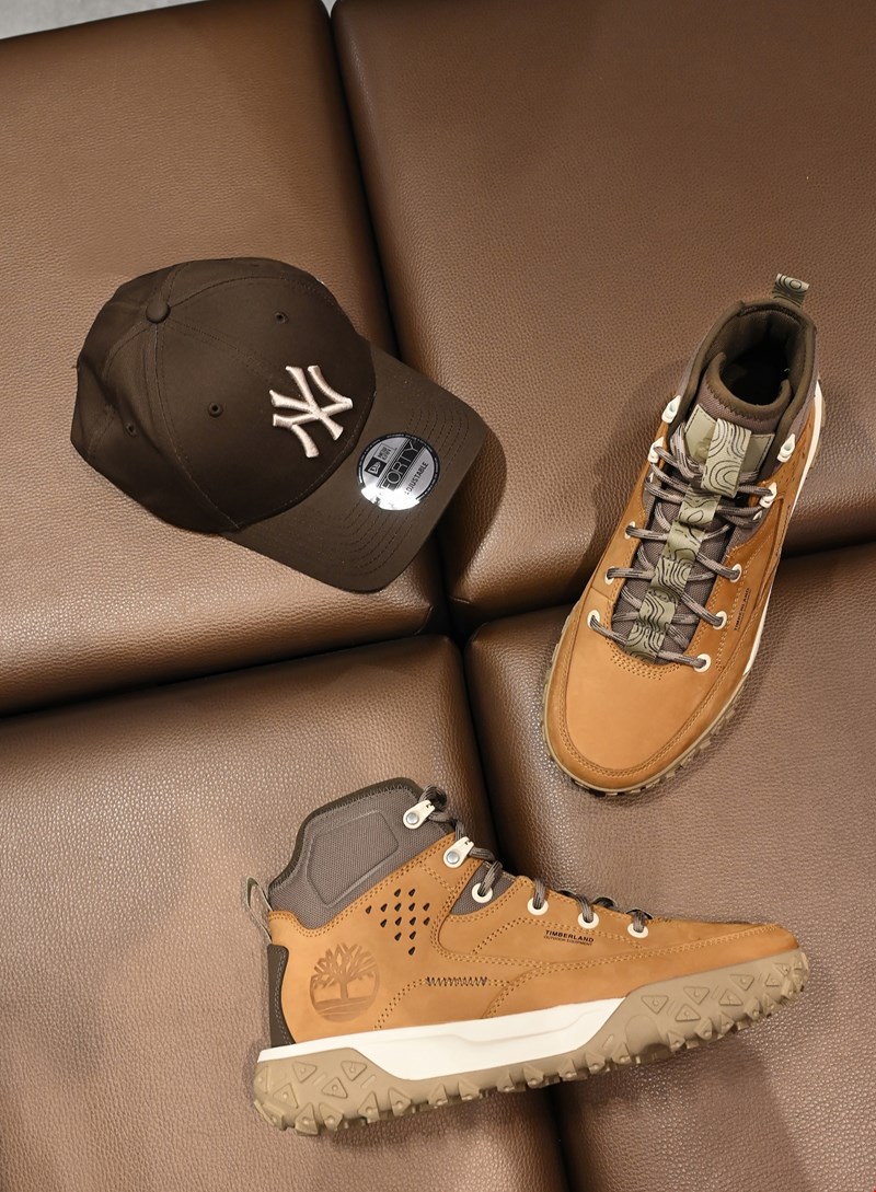 Foot Locker  Mediterranean Cosmos
