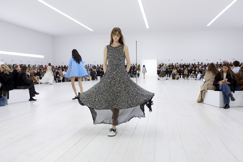 Loewe SS25