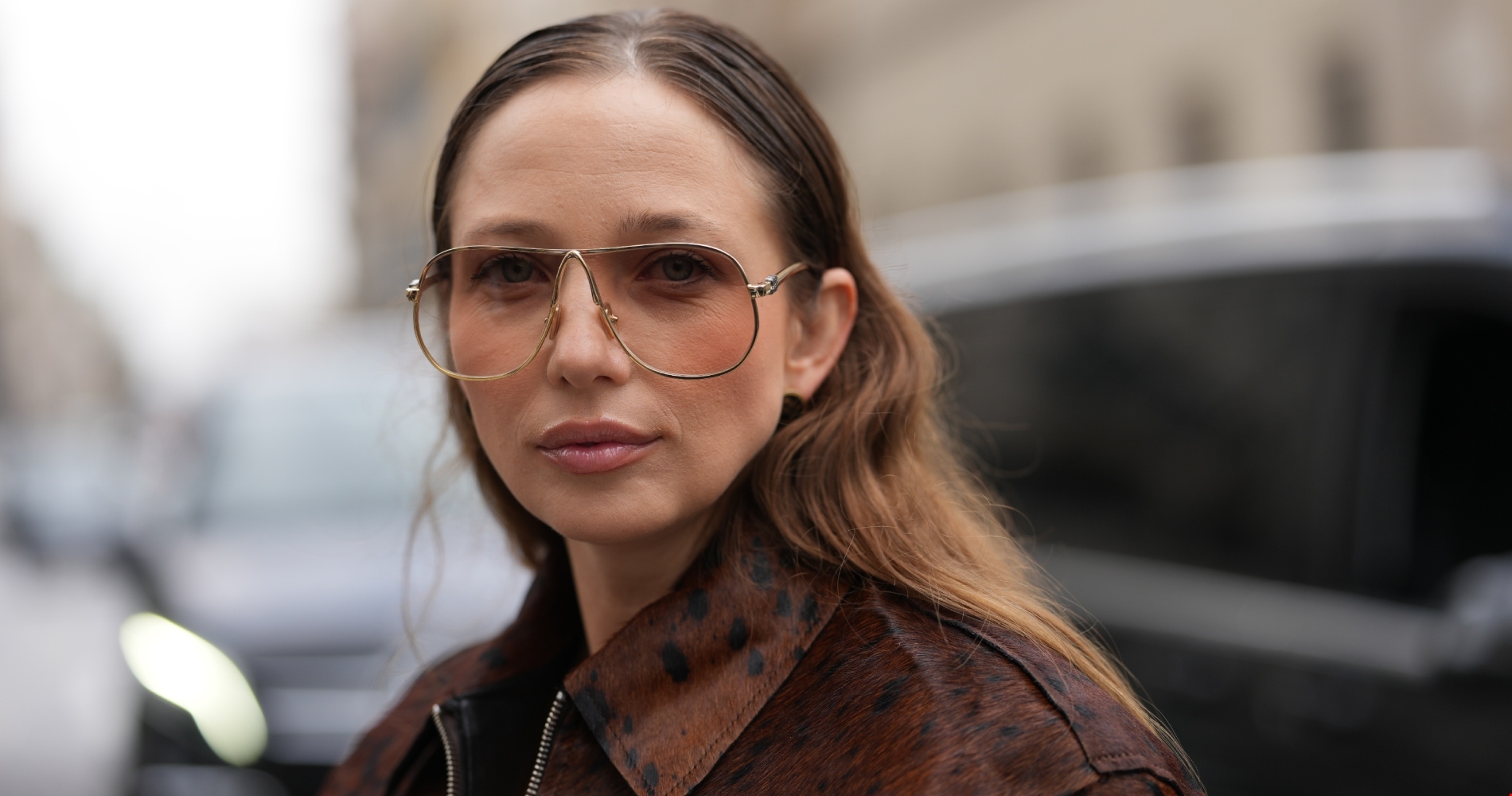 Andie McDowell | Η οικονομική αντιρυτιδική κρέμα της είναι το skincare staple που γυρνά τον χρόνο πίσω - εικόνα 1