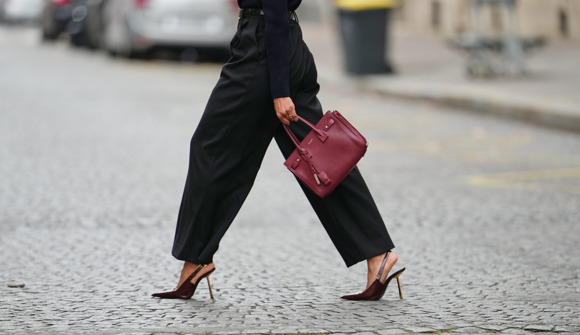 Τα δερμάτινα slingbacks από τη Zara που θα φοράς με τα παντελόνια σου