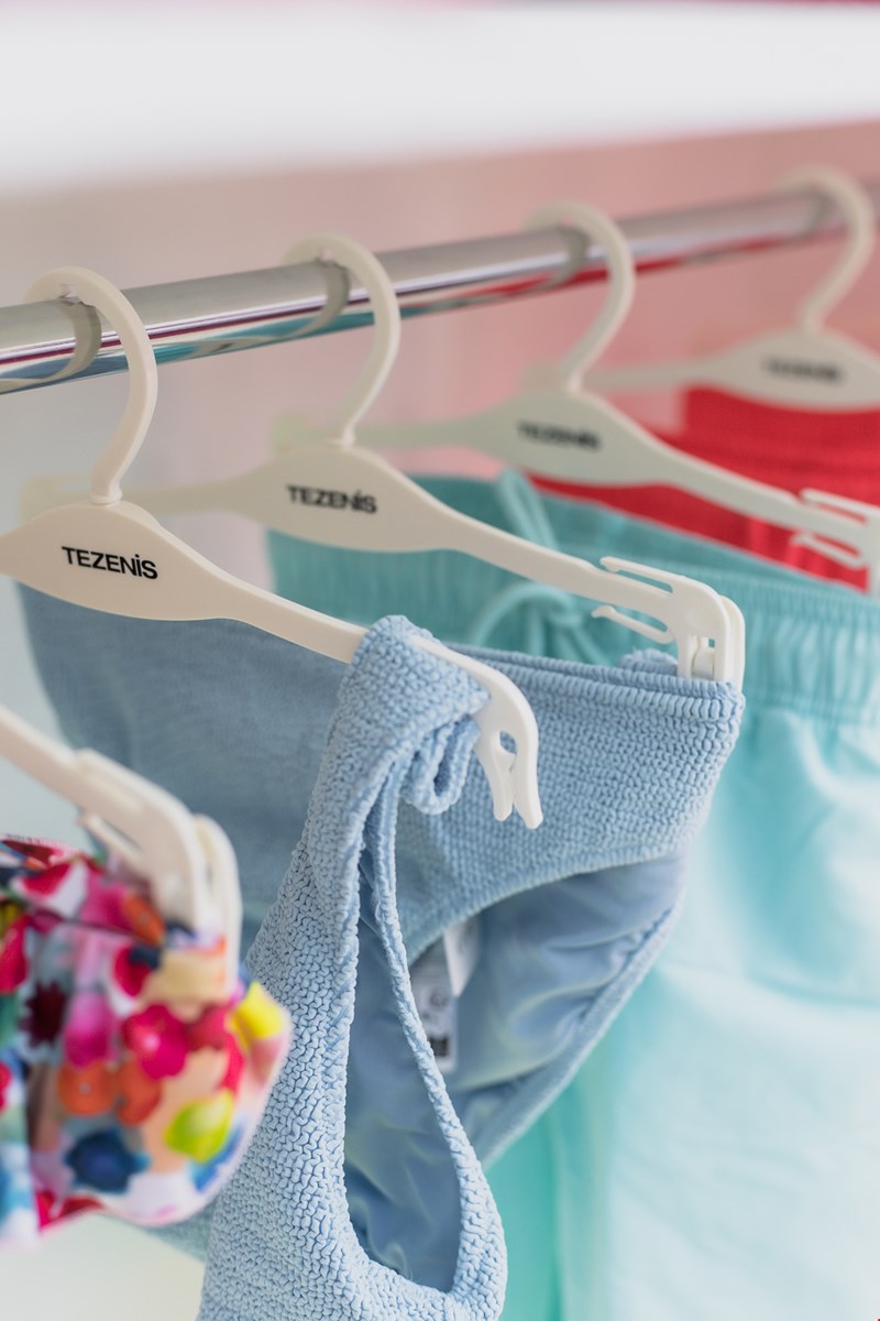 Tezenis