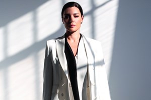 Μαρία Ναυπλιώτου | Η βραδινή έξοδος με one shoulder ολόσωμη φόρμα στο Καλλιμάρμαρο - εικόνα 2