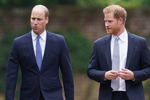 Πρίγκιπας Archie | Η νέα του φωτογραφία επιβεβαιώνει αυτό που πίστευαν αρκετοί για τον γιο της Meghan και του Harry - εικόνα 1