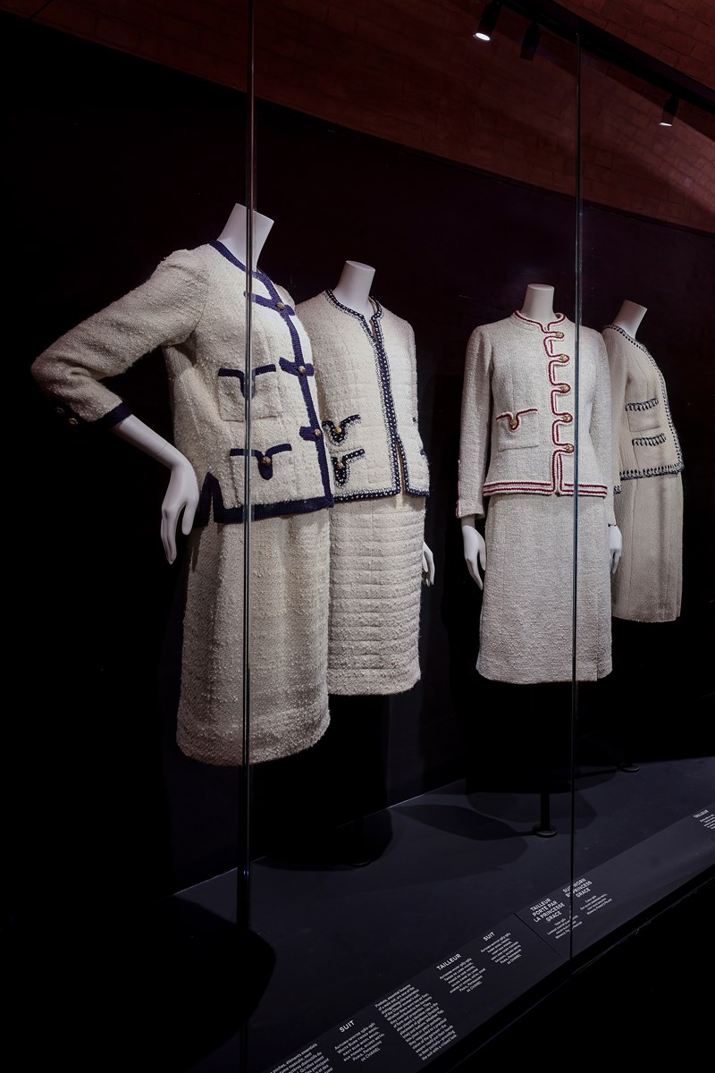 CHANEL TAILLEUR