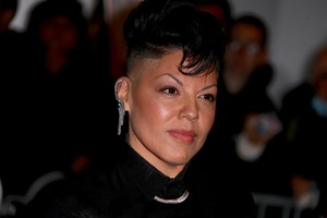 Ηθοποιός του And Just Like That πιστεύει ότι απομακρύνθηκε από τη σειρά επειδή ήταν woke - εικόνα 1