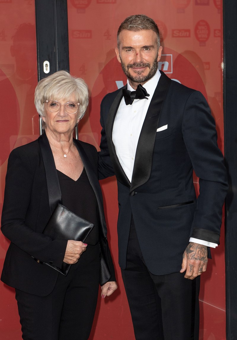 David Beckham - Sandra Beckham