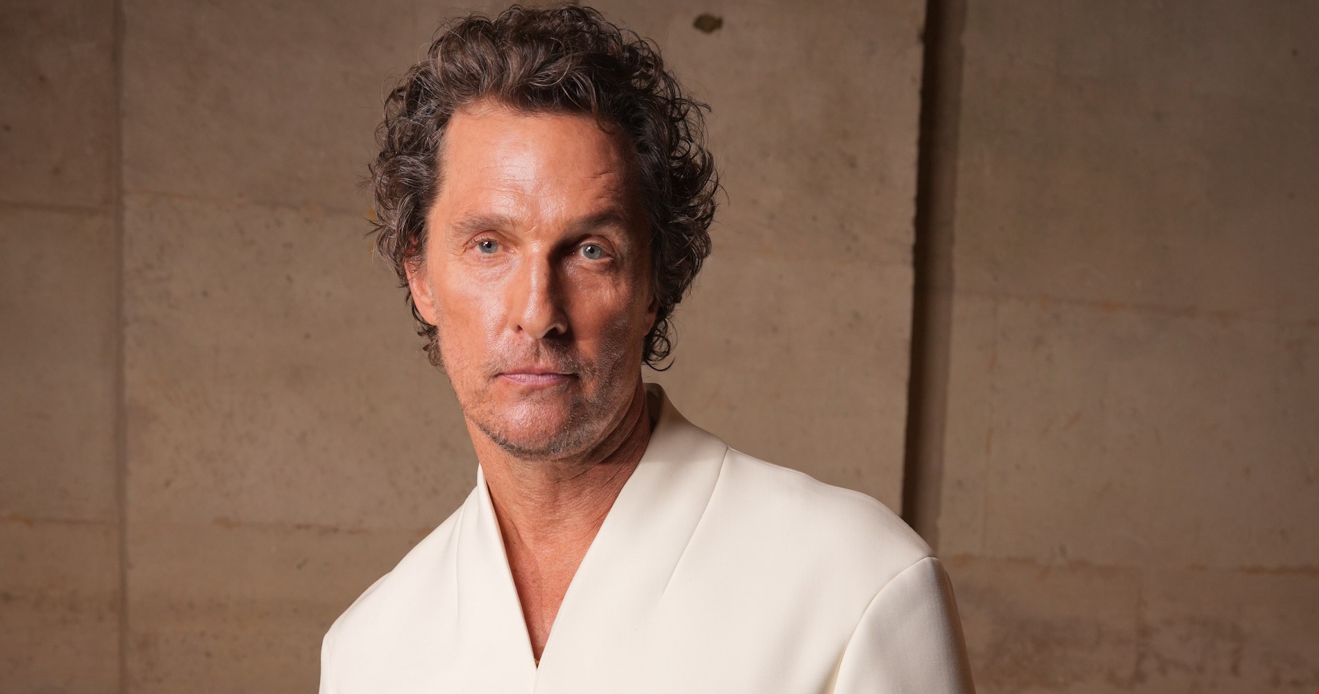 O Matthew McConaughey και ο Woody Harrelson εδώ και χρόνια αστειεύονται για την πιθανότητα να είναι αδέλφια - εικόνα 3
