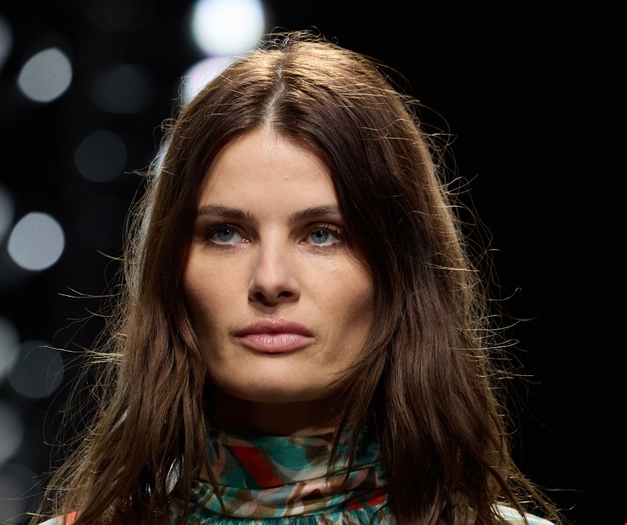 Όλα όσα πρέπει να κάνεις για να προφυλάξεις τον λαιμό σου από τη γήρανση - εικόνα 1