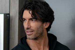 Blake Lively | Ποια είναι η σήμερα η σχέση της με την συγγραφέα του It Ends With Us - εικόνα 1