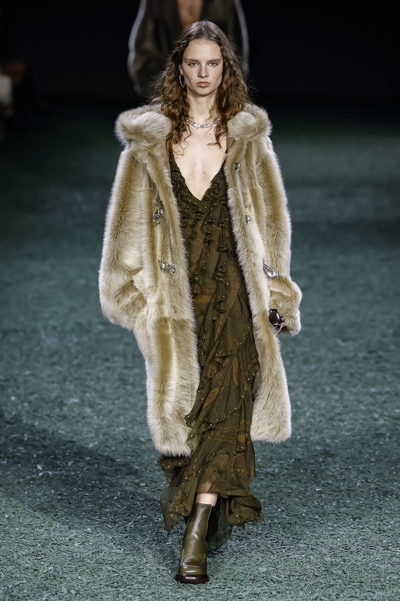 Burberry F/W 2024-2025