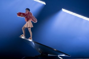 Nemo | Η θερμή υποδοχή στην Αθήνα και οι ελληνικές λέξεις που έμαθε - εικόνα 3