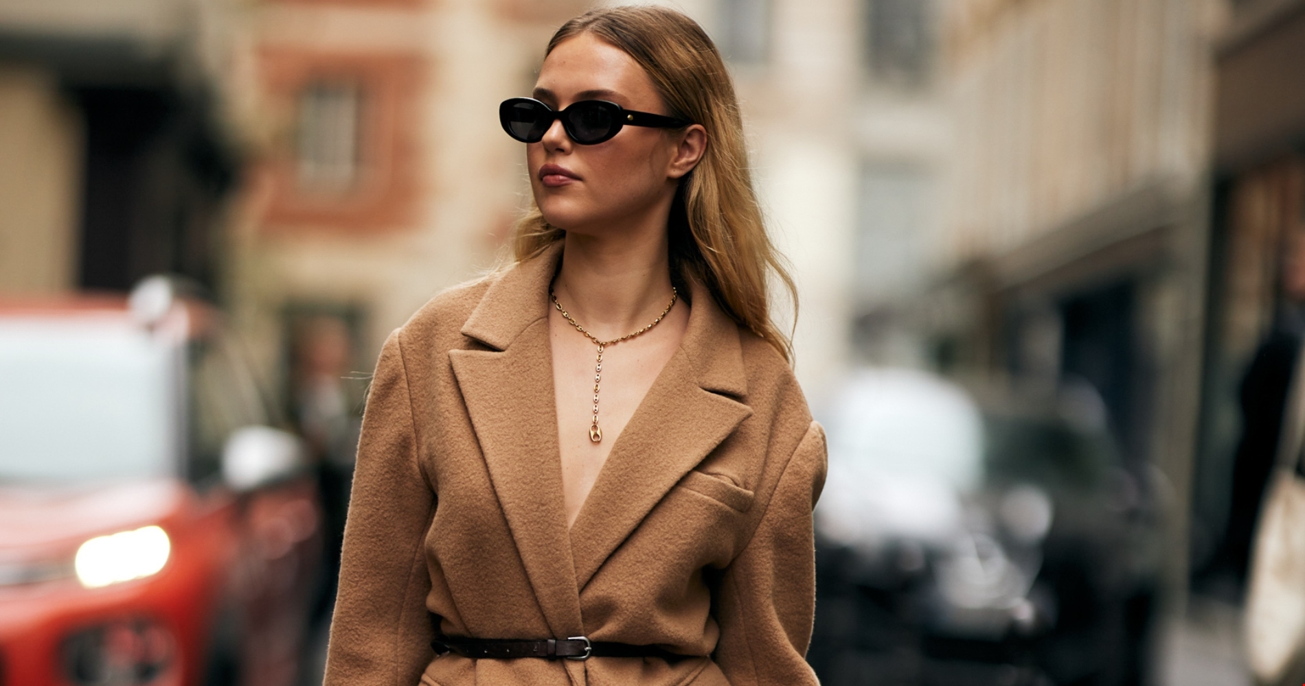 Τα 7 κομμάτια που έχουν πάντα στη φθινοπωρινή γκαρνταρόμπα τους οι Γαλλίδες