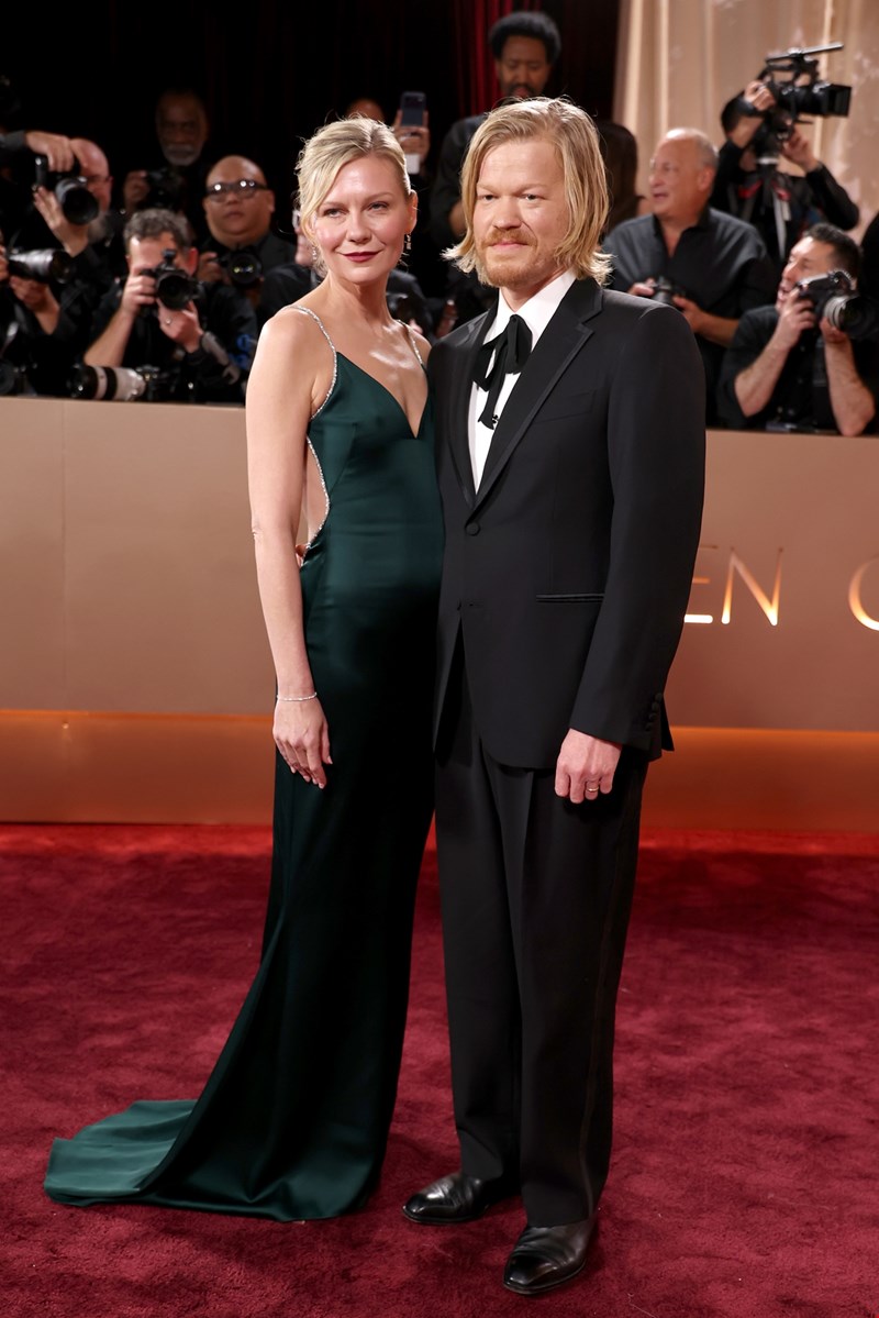 Kirsten Dunst and Jesse Plemons