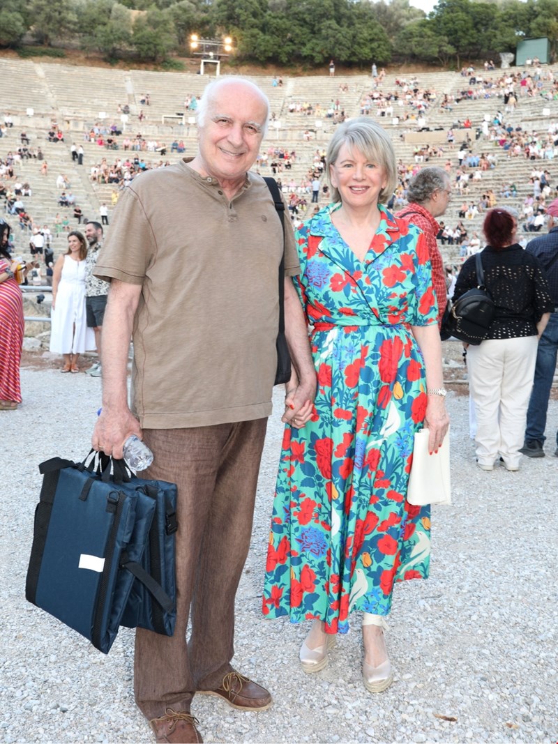Γιώργος Κυρίτσης, Έλενα Ακρίτα