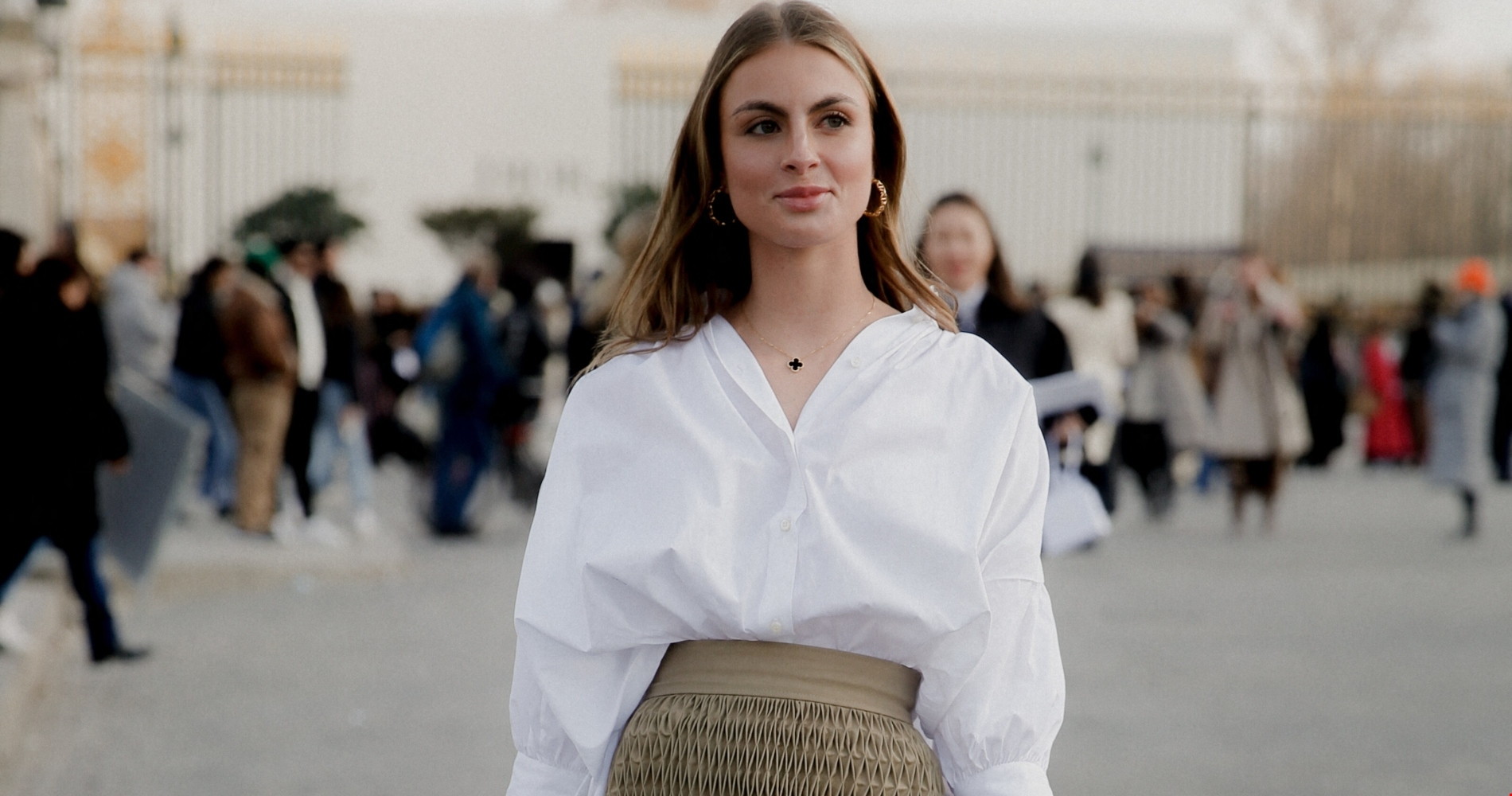 5 συνδυασμοί που θα φορούσε μία fashion expert στην παραλία - εικόνα 1