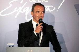 Ο Νίκος Αλιάγας σε σπάνια βραδινή έξοδο με τη σύντροφό του, Τίνα Γρηγορίου στην Αθήνα - εικόνα 5