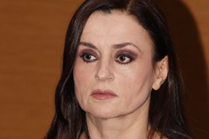 Υβόννη Μπόσνιακ | Υιοθέτησε την απόλυτη απόχρωση ξανθού που όλες θέλουμε για το φθινόπωρο - εικόνα 3