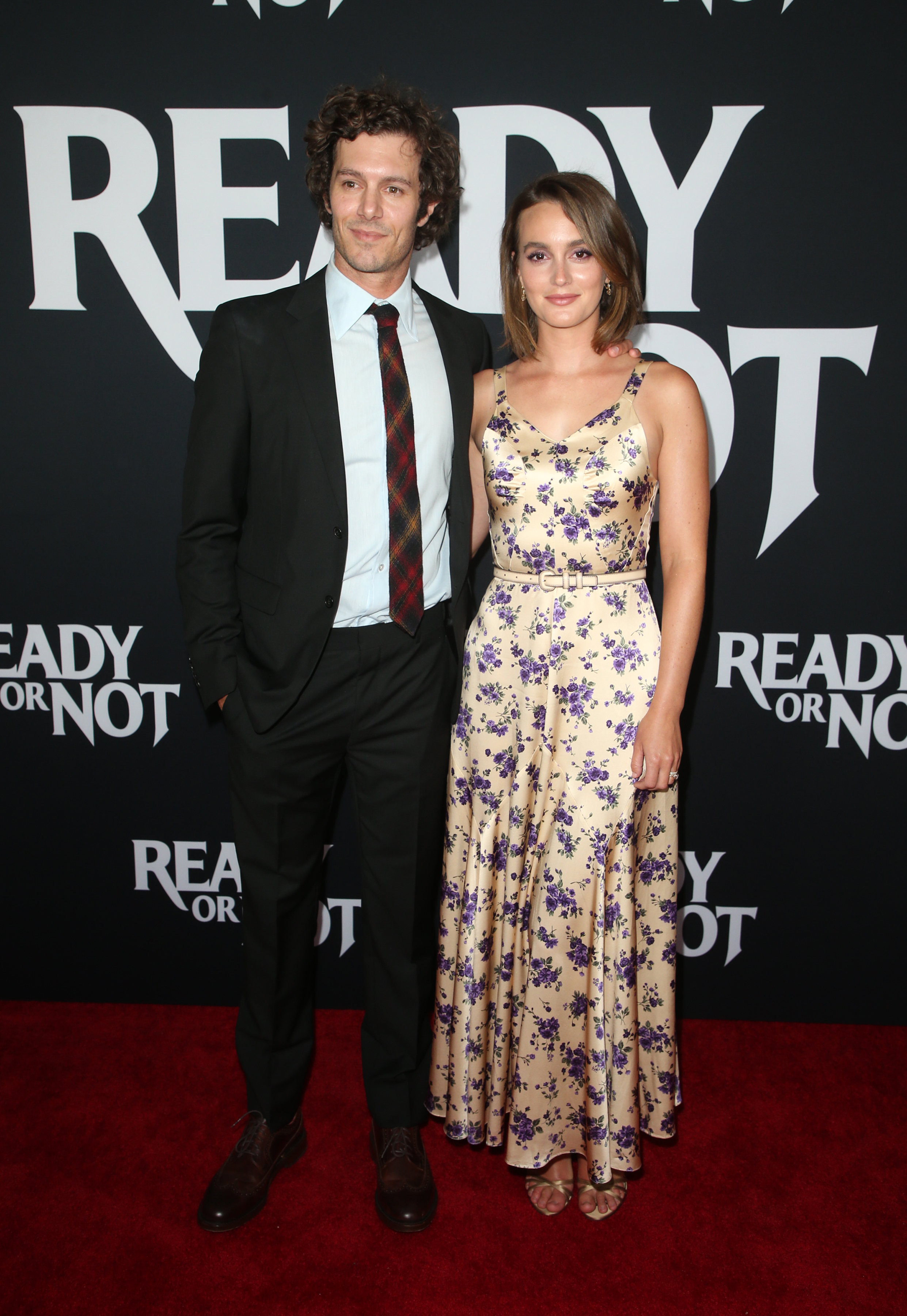 Kristen Bell | Απαντά για το viral φιλί με τον Adam Brody στο Nobody Wants This - εικόνα 1