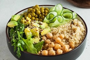 Το πιάτο που δεν πρέπει ποτέ να παραγγείλεις στο εστιατόριο, σύμφωνα με τους σεφ - εικόνα 1