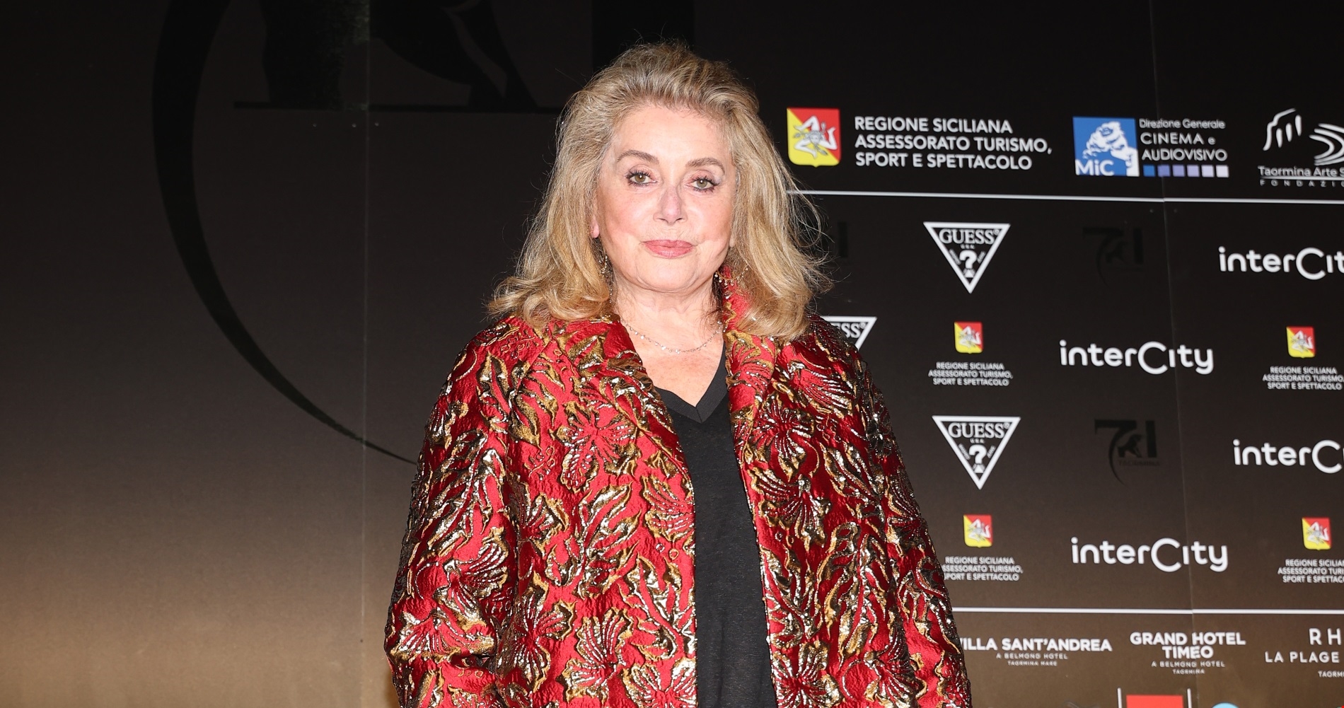 Catherine Deneuve | Γιατί δεν θέλει να μιλάει για το κίνημα #MeToo