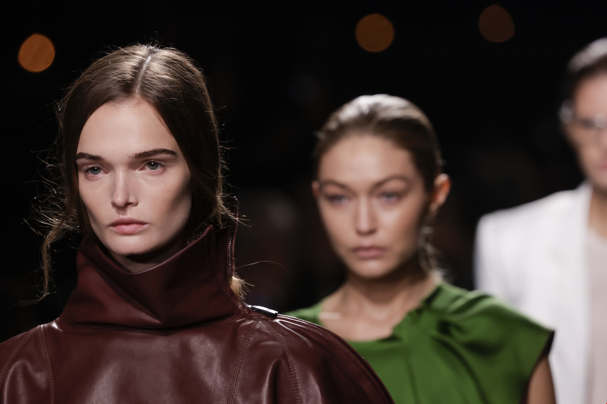 Πέτυχε άμεσο εφέ λίφτινγκ στα μάτια απλά και μόνο με την εφαρμογή της κρέμας σου