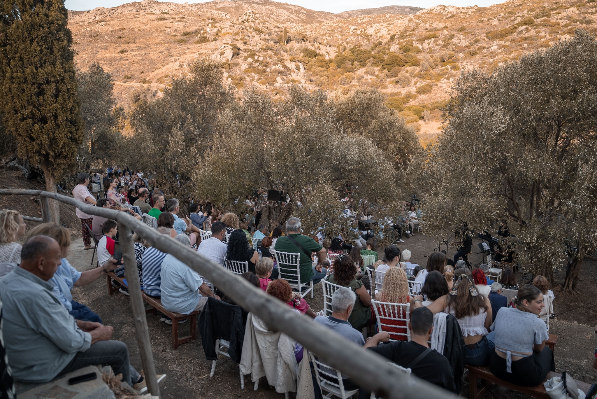 Συζήτηση με τη Victoria Hislop | Η συγγραφέας ήταν η ambassador της Αγοράς του 65ου Φεστιβάλ Κινηματογράφου Θεσσαλονίκης - εικόνα 1