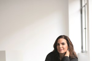 H Όλγα Κεφαλογιάννη φόρεσε το πιο κομψό και πρακτικό μπουφάν του χειμώνα - εικόνα 1