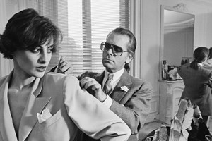 Οι δέκα πιο εμβληματικές επιδείξεις μόδας στην ιστορία | Πώς επηρέασαν το στιλ μας; - εικόνα 7