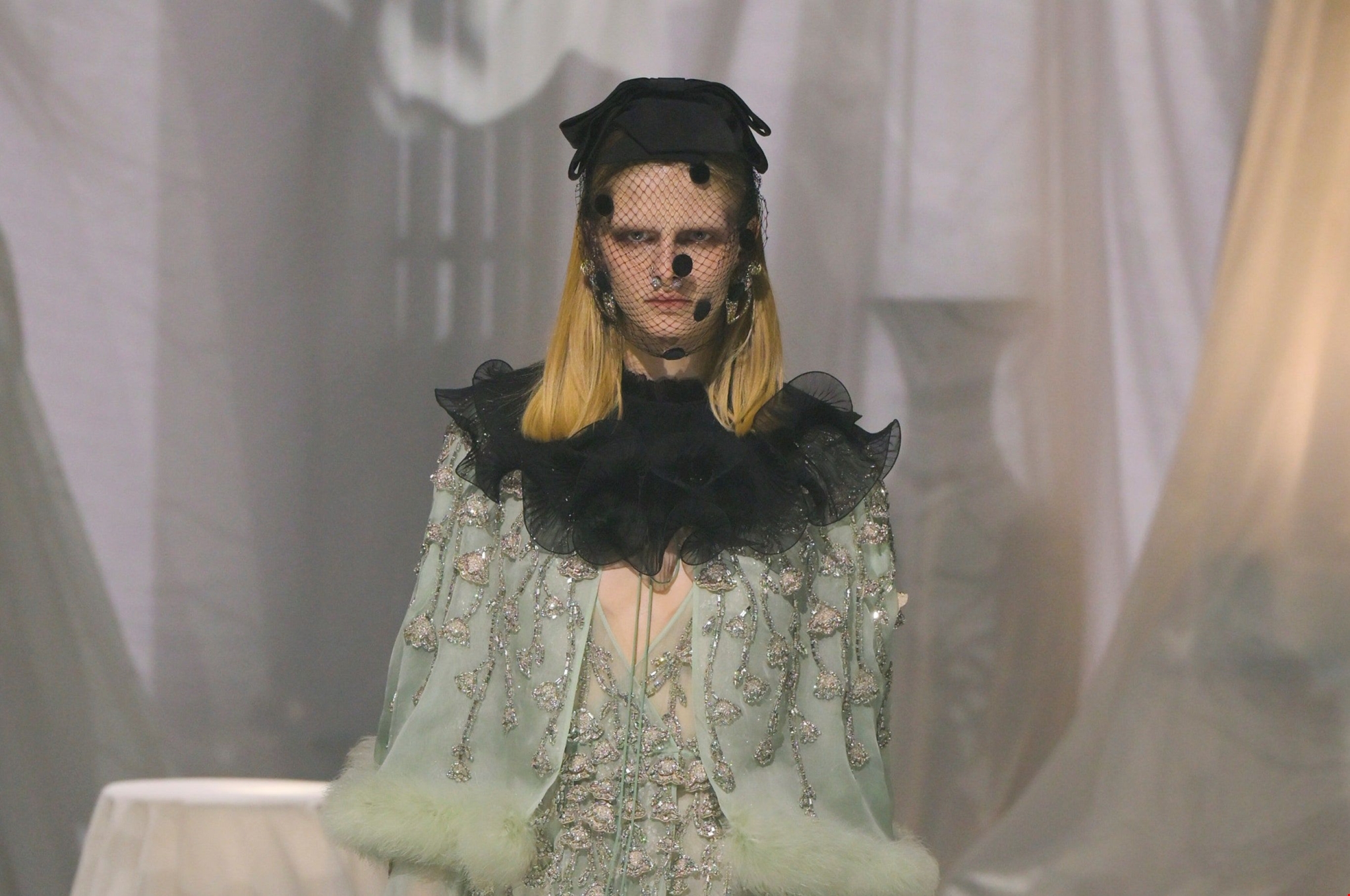 Valentino | Η επιστροφή του Alessandro Michele στο κόκκινο χαλί - εικόνα 2