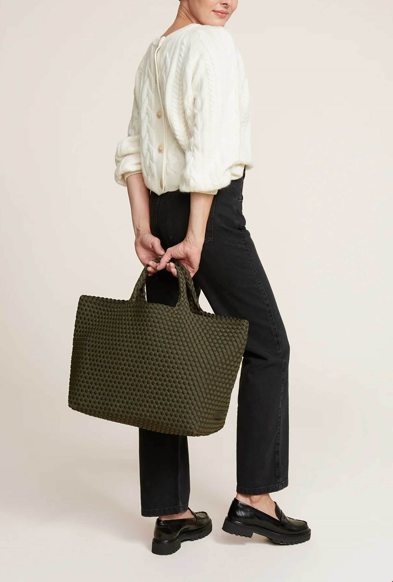 Γυναικεία τσάντα tote με πλεκτό σχέδιο 