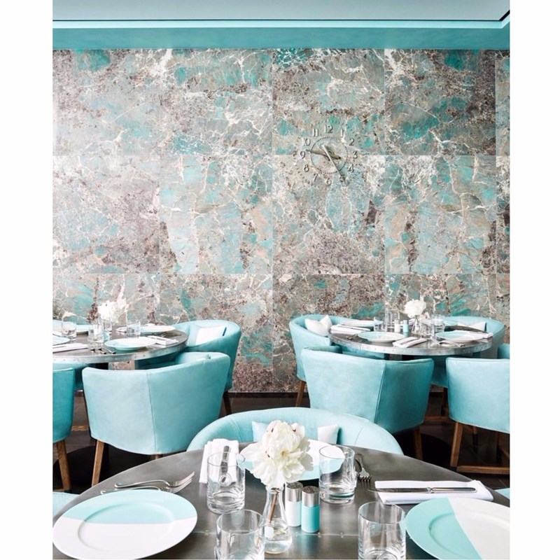 tiffanys cafe