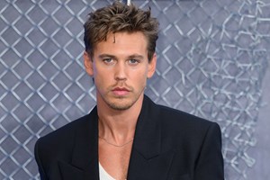 Austin Butler για Emily Ratajkowski | "Είμαστε μόνο φίλοι" - εικόνα 1