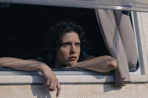 #theaftertaste | Μία συνομιλία κεραμικής και ζωγραφικής, ένα σημαντικό γαστρονομικό φεστιβάλ και ένα tropical escape με οδηγό τα TGI FRIDAYS™ - εικόνα 1