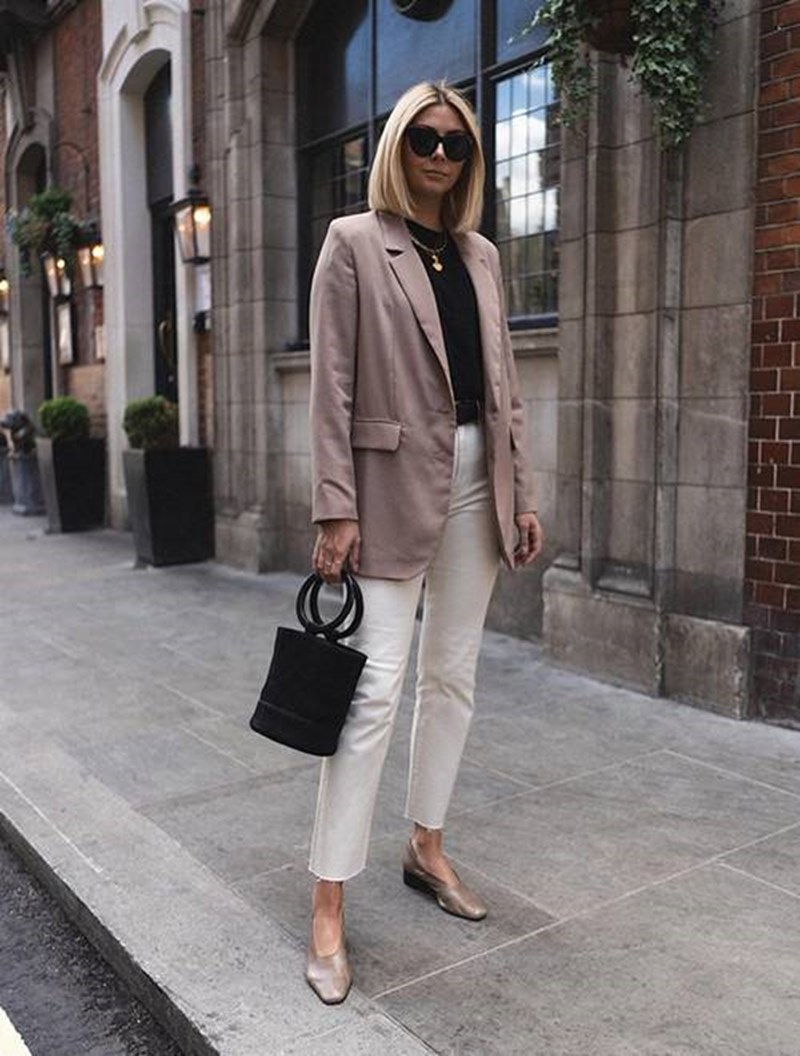 The Most Expensive-Looking Ways to Wear a Pair of White Jeans
