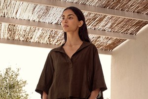 Αυτό το ολόσωμο μαγιό από τα Marks & Spencer θα αναδείξει το πλούσιο ντεκολτέ σου - εικόνα 2