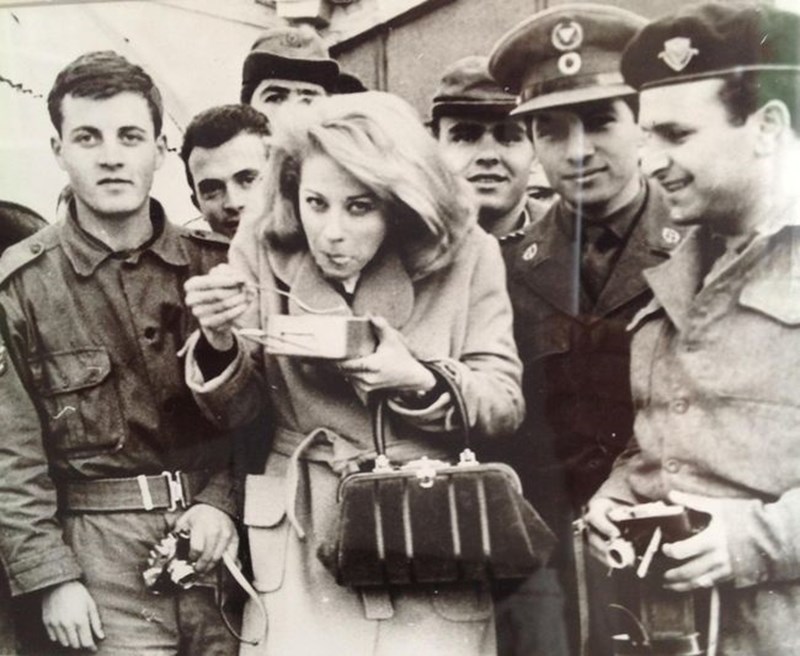 ζωή λάσκαρη