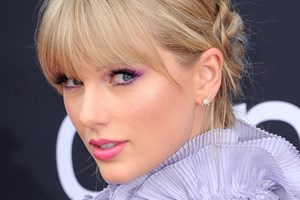 Taylor Swift | Πόσα χρήματα έβγαλε με την περιοδεία The Eras Tour - εικόνα 3