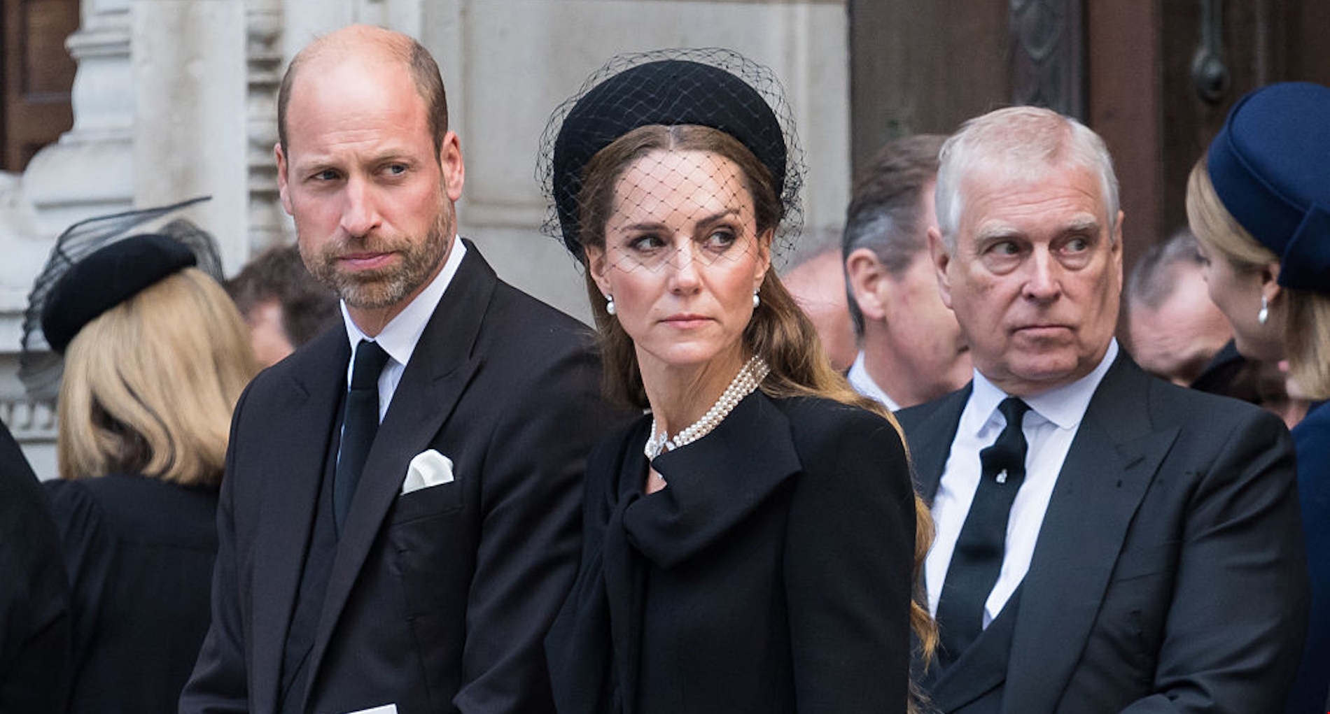 Η επίσημη ανακοίνωση του Παλατιού για τον πρίγκιπα Andrew | Οι δύο αποφάσεις που πήρε ο βασιλιάς Κάρολος - εικόνα 1