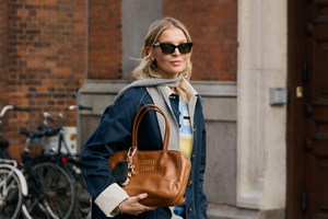 Το boho αέρινο φόρεμα από τη Massimo Dutti που συνδυάζει κομψότητα και άνεση - εικόνα 2