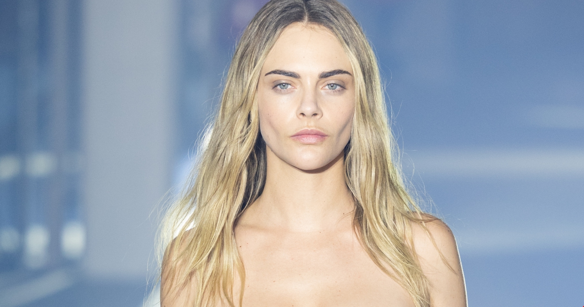 Είναι το scalp care το νέο skincare; Οι 3 μικρές συνήθειες που αλλάζουν τα μαλλιά σου - εικόνα 1