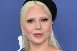 Lady Gaga | Επέστρεψε στον παλιό της εαυτό στην πρεμιέρα του Joker 2 - εικόνα 1