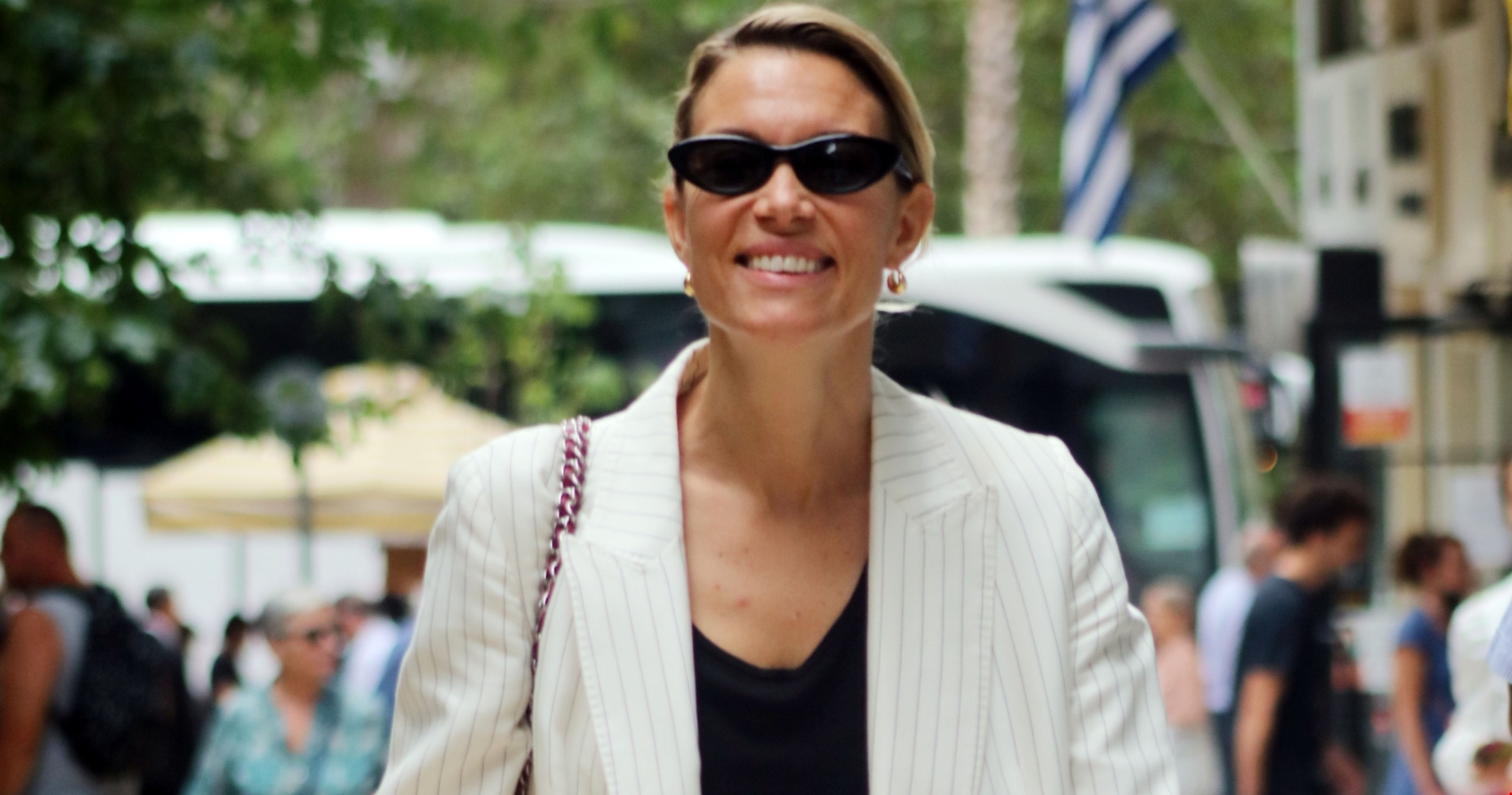 Greatness, Athens | Η Βίκυ Καγιά δημιούργησε το δικό της brand ρούχων - εικόνα 2