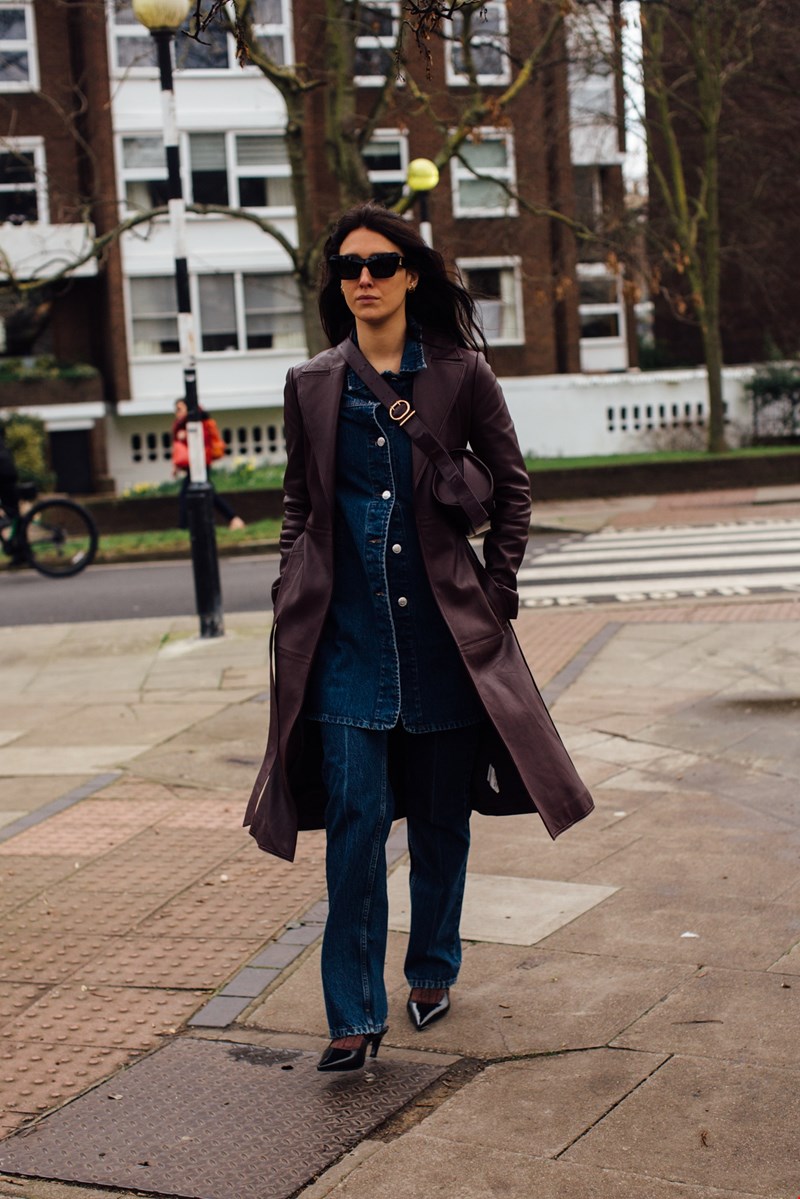 London str F24