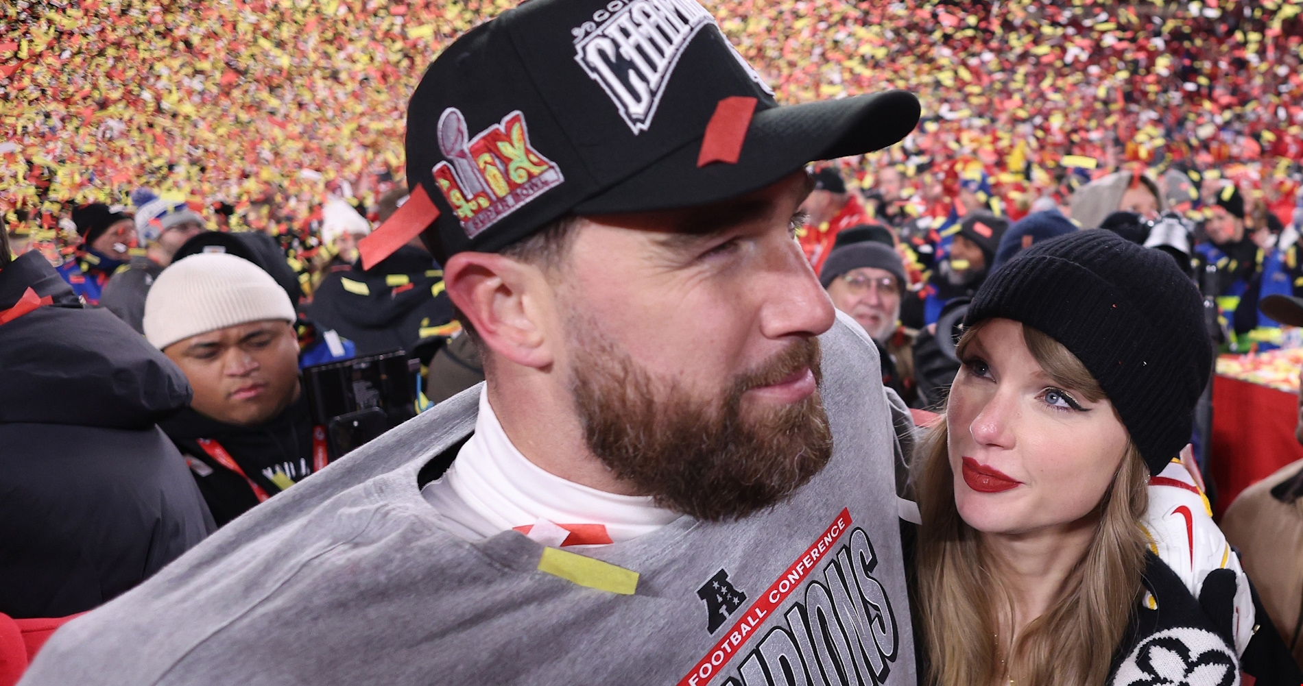 Taylor Swift & Travis Kelce: Παντρεύτηκαν κρυφά;